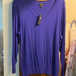 Size 2X long sleeve top